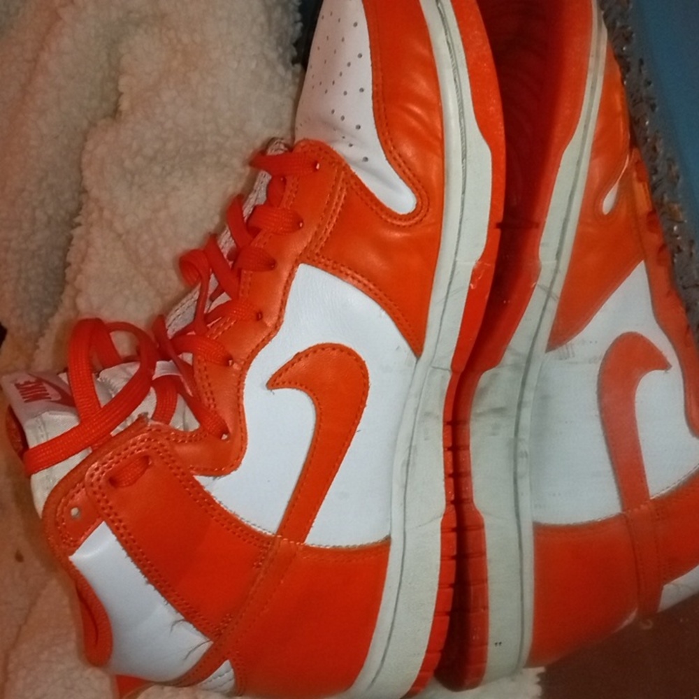 Nike Air Orange and white